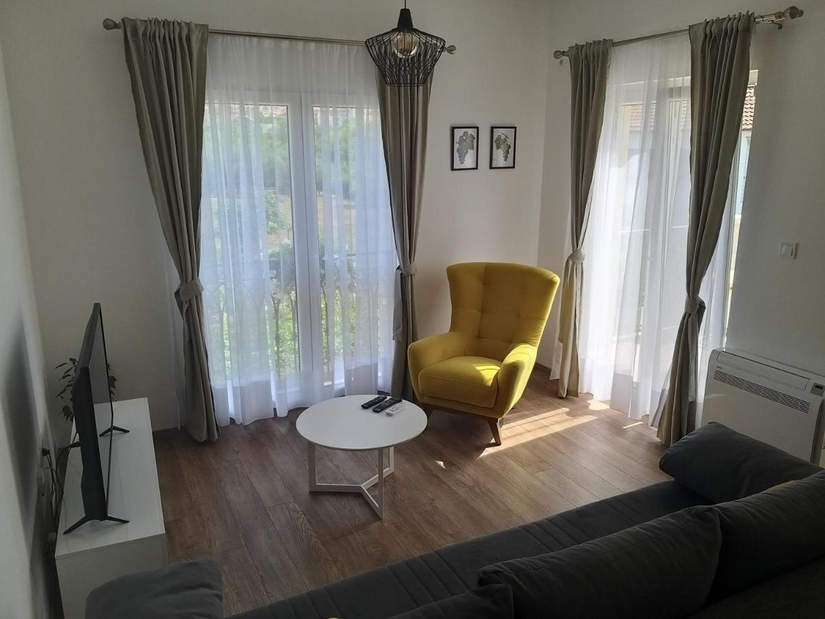 Petivat Gardens Διαμέρισμα Εξωτερικό φωτογραφία