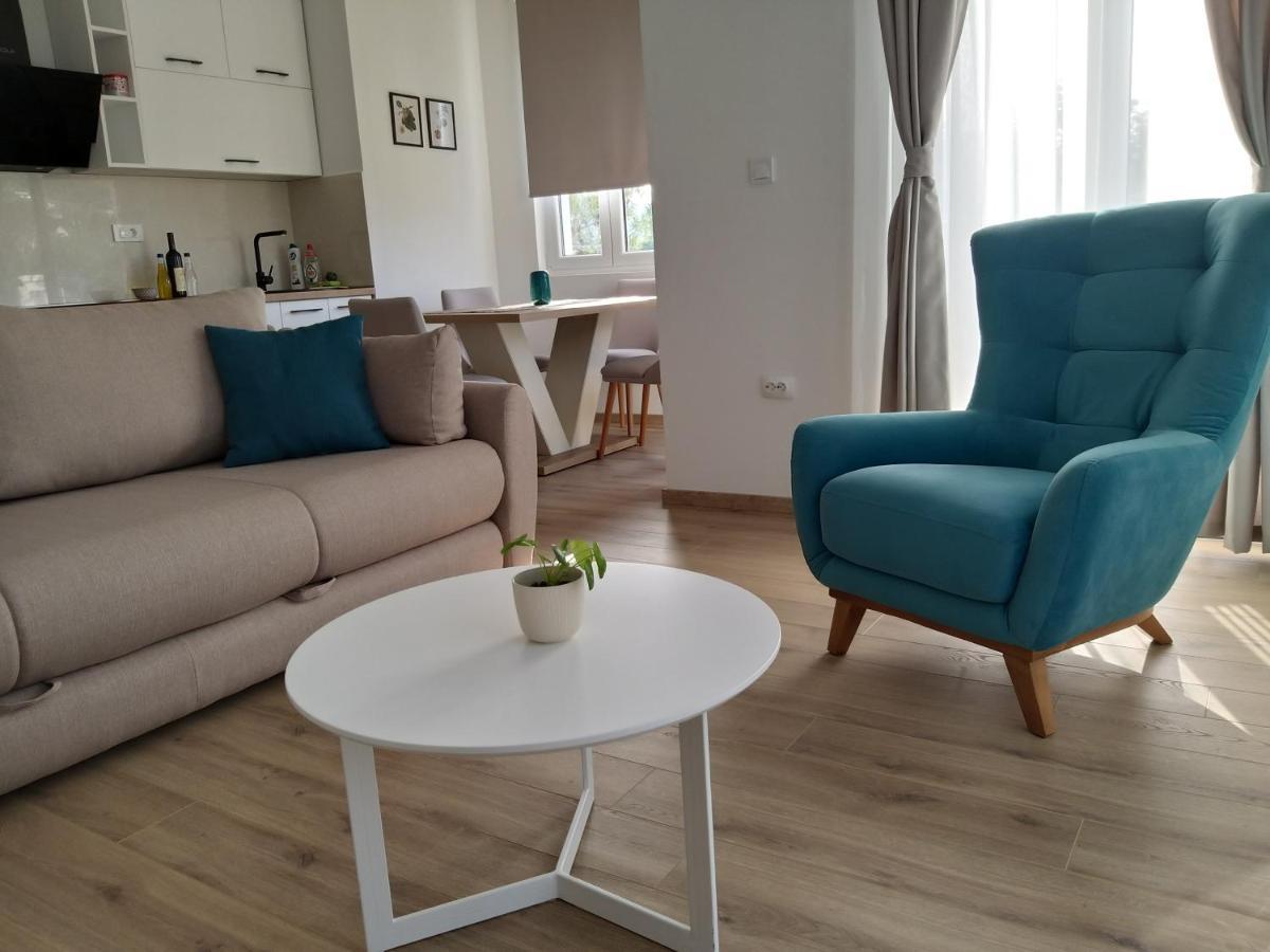 Petivat Gardens Διαμέρισμα Εξωτερικό φωτογραφία